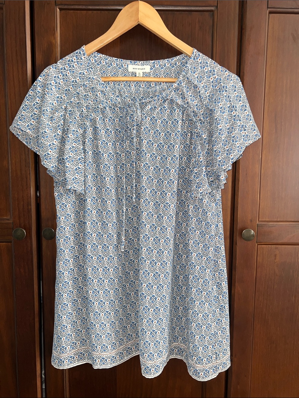 Max Studio Blue Geometric Floral Flutter Sleeve Tie Neck Tunic Blouse XL